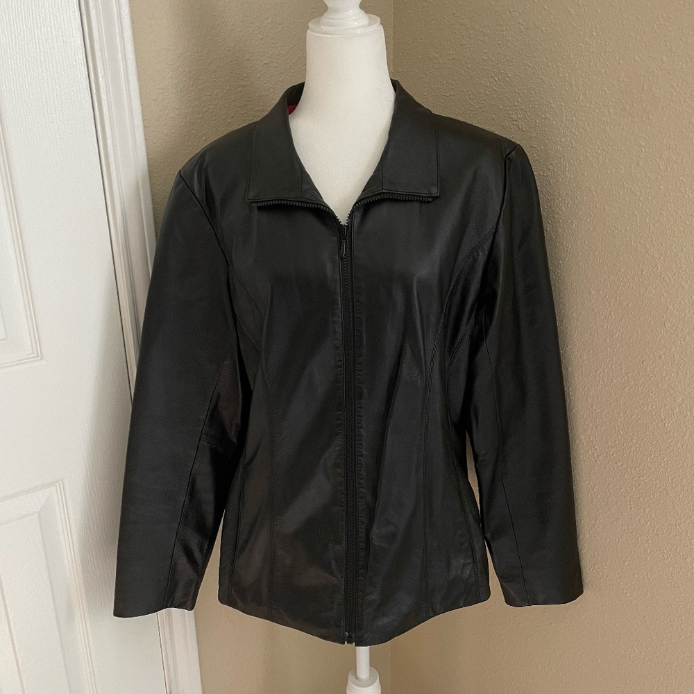 Vintage Wilson's Black Leather Maxima Jacket Size XL Full Zip Pockets Lined Moto